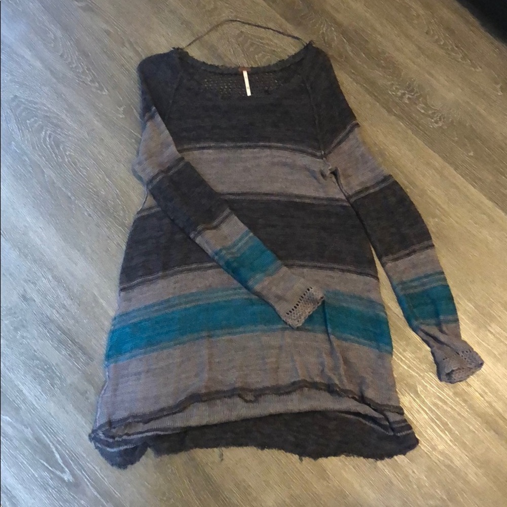 FREE PEOPLE long sleeve sweater